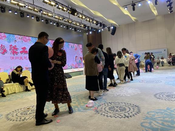 “緣聚工會 牽手幸福”鎮(zhèn)江市潤馨物業(yè)工會組織員工積極參與青年職工交友聯(lián)誼大會