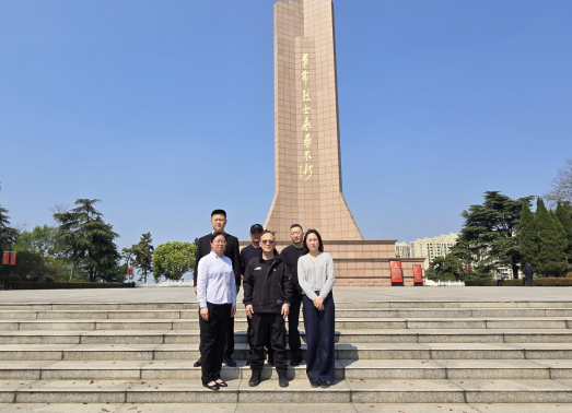 清明祭英烈，緬懷寄哀思